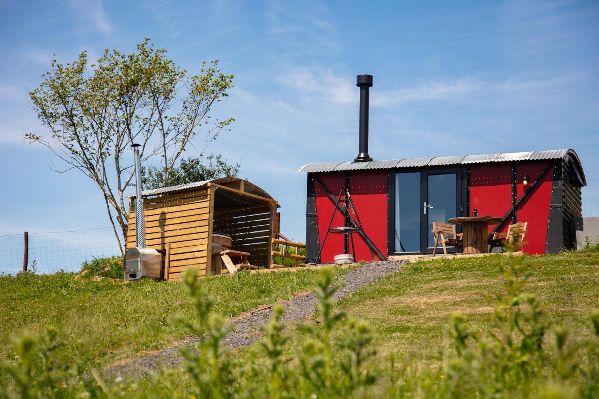 Under The Oak Glamping Hotel Caerphilly Ngoại thất bức ảnh